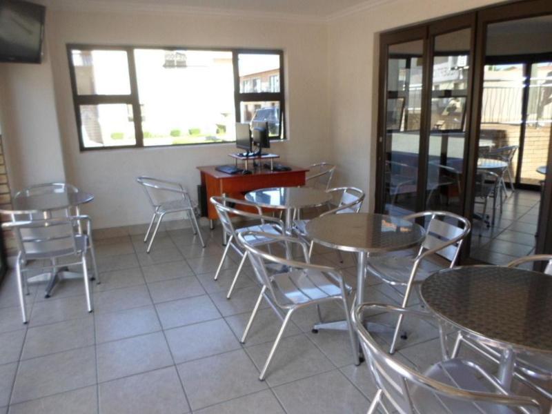 Europrime Hotel Boksburg Exterior foto